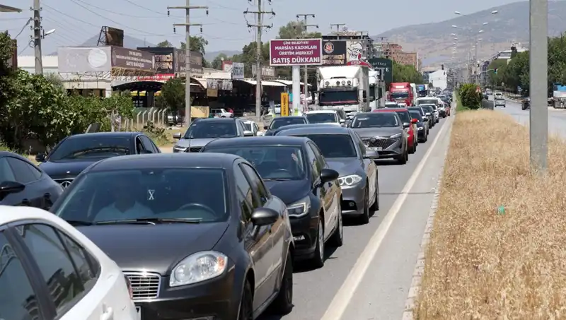 Aydın ve Muğla Arasında 60 Kilometrelik Araç Kuyruğu Neyin Nesi?