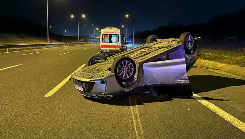 Kuzey Marmara Otoyolu'nda Feci Kaza: İki Otomobil Çarpıştı, Yaralılar Var!