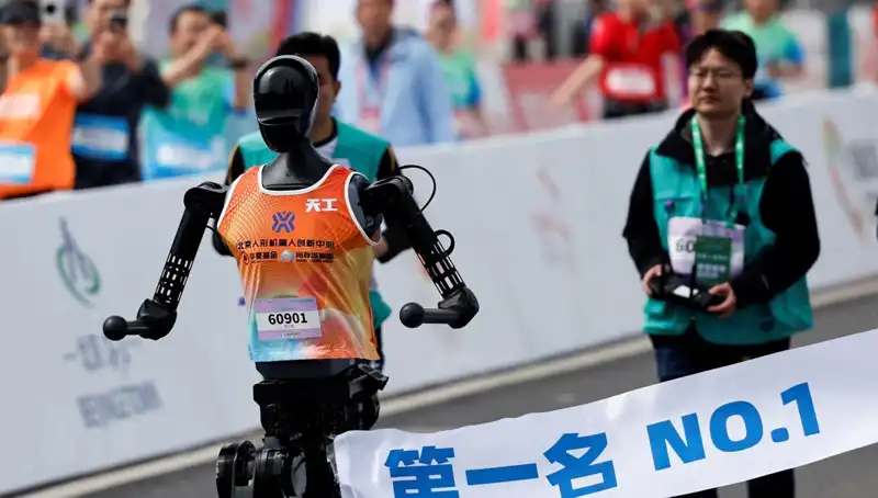 Çinli Robotlar Maratona Katıldı: Yapay Zekanın Sırası Geldi mi?