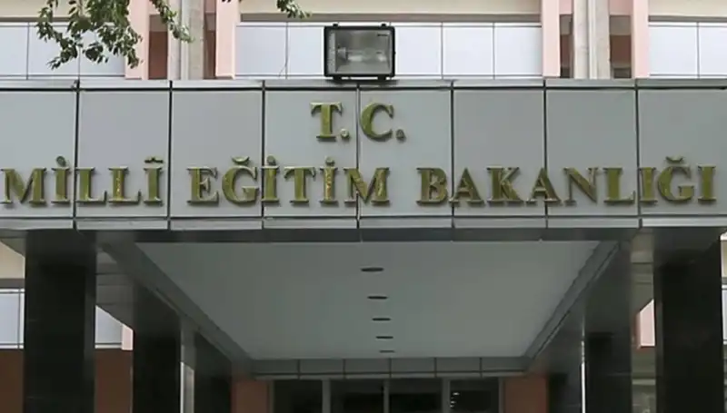 MEB'den Kritik Uyarı: Dolandırıcılara Karşı Önlem Alın!