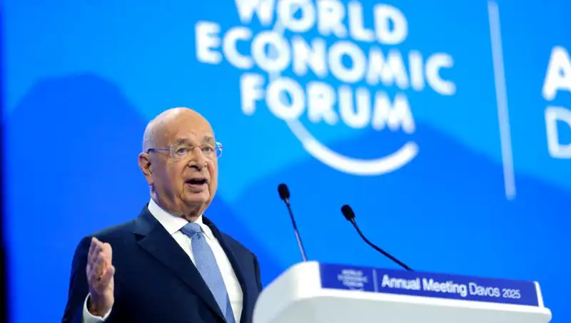 Davos'un Kurucusu Klaus Schwab Görevini Bıraktı: Detaylar Ve Beklentiler