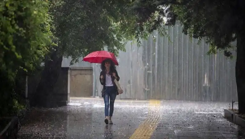 Meteoroloji'den Uyarı: 13 İlde Sağanak Yağış Bekleniyor