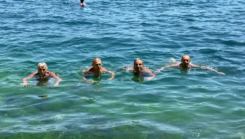 Sıcak Hava Dalgası: Termometreler 36 Dereceyi Gösterdi, Plajlar Dolu