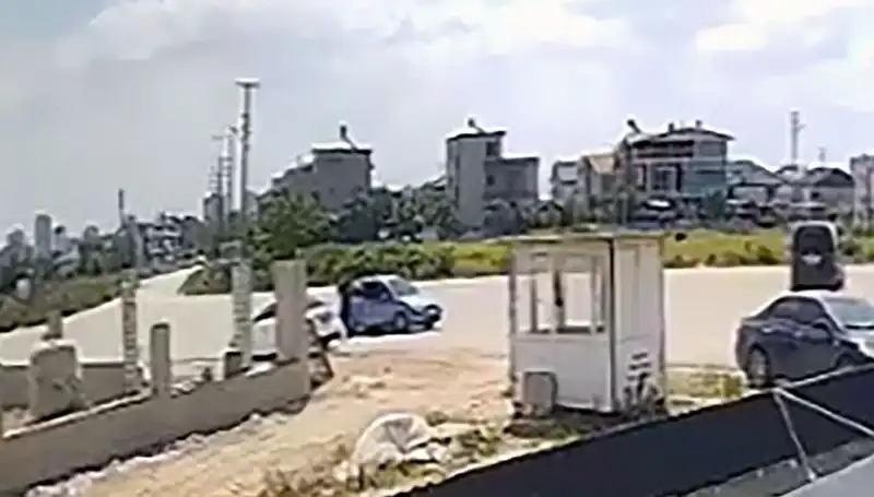Park Halindeki Araçlardan Büyük Hırsızlık: 450 Bin Lira Çalındı