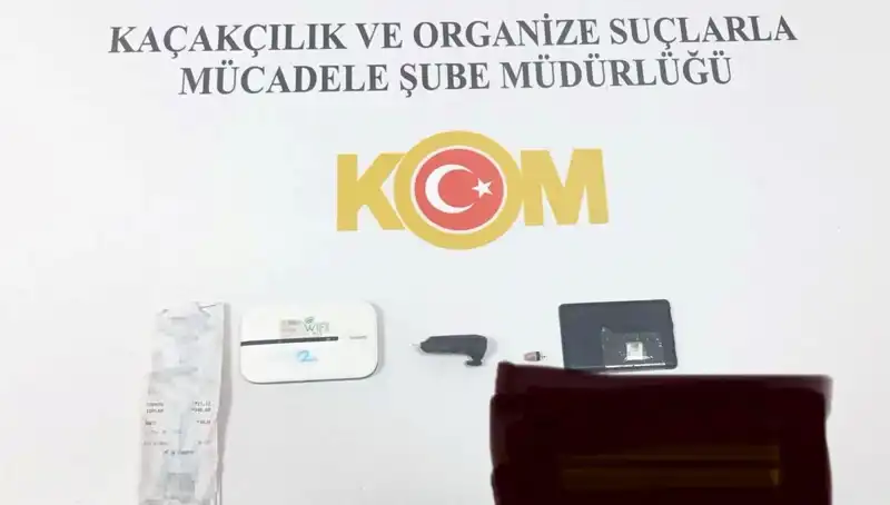 Kopya Düzeneğiyle Ehliyet Sınavına Girenlerin Şok Yüzü: Gözaltına Alındılar!
