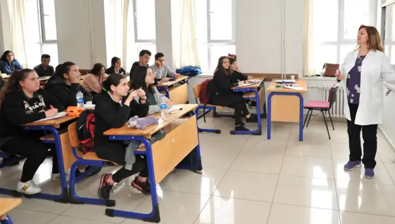 2025 MEB Lise Kayıt Tarihleri: LGS Sonrası Adımlar ve Süreçler