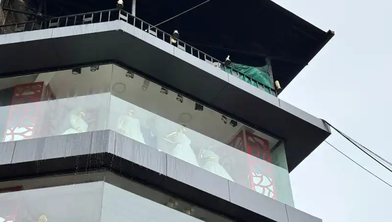 Giyim Mağazasında Meydana Gelen Korkunç Yangın: Şehirde Panik Havası