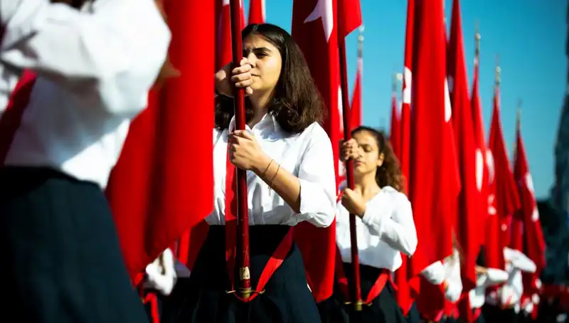 19 Mayıs Resmi Tatil Mi? Okullar Tatil Olacak Mı? İşte 2025 Takvimi!