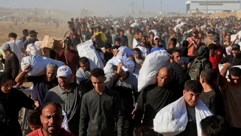 İsrail Ordusu'ndan Han Yunus'a Şok Kuşatma: 15 Kilometrelik Koridor Açıldı