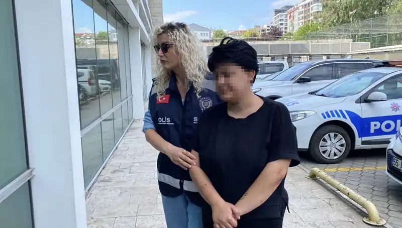 Annesini 11 Yerden Bıçaklayan Genç, Korkunç Olayın Ardındaki Sebepler Neler?