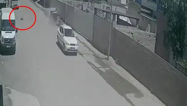 İstanbul’da Korkutan Olay: Otomobil Çocuğa Çarpıp Kaçtı