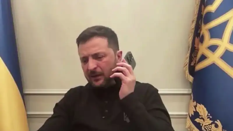 Zelenski’nin Basın Toplantısında Macron’un Sürpriz Çağrısı: Neler Yaşandı?