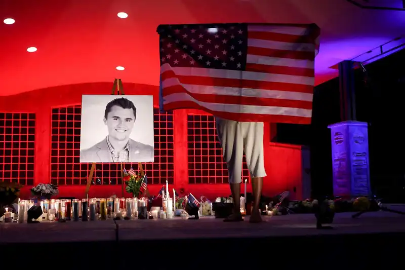 Charlie Kirk Suikastı: Cinayet Silahında Bulunan Şok Edici Mesajlar