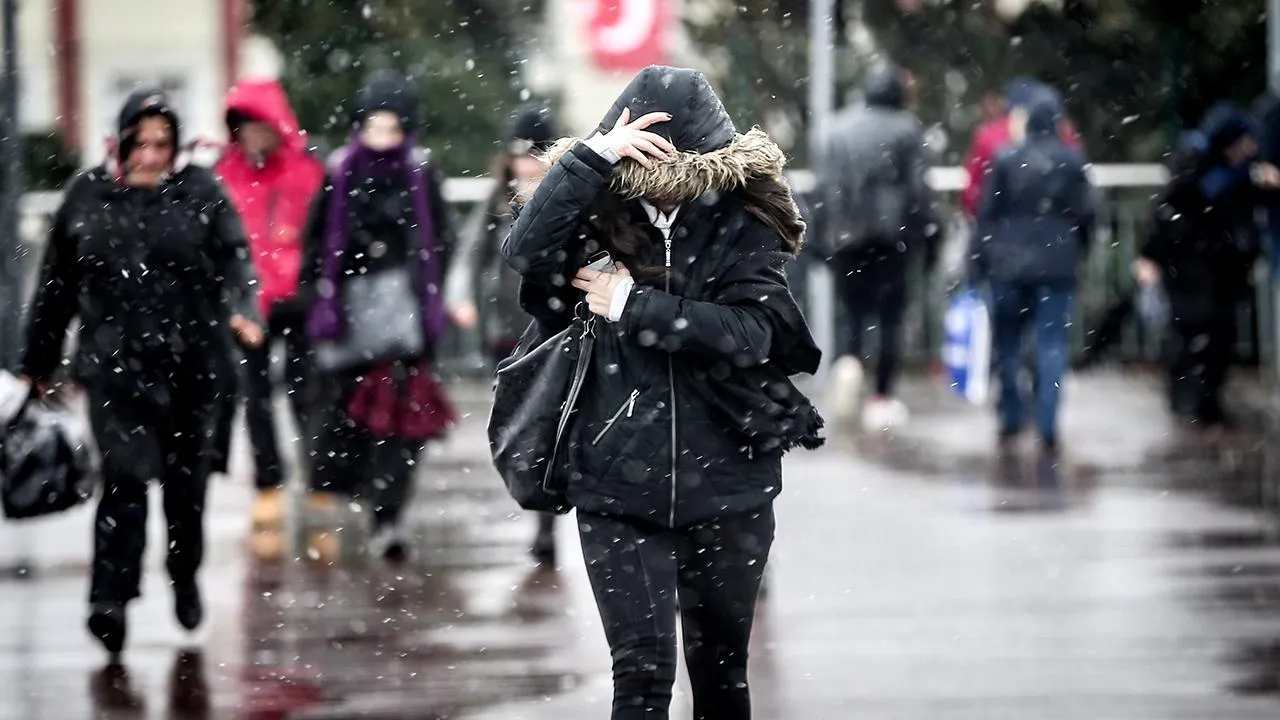 10 İl İçin Sarı Uyarı: Karla Karışık Yağmur ve Sağanağa Dikkat