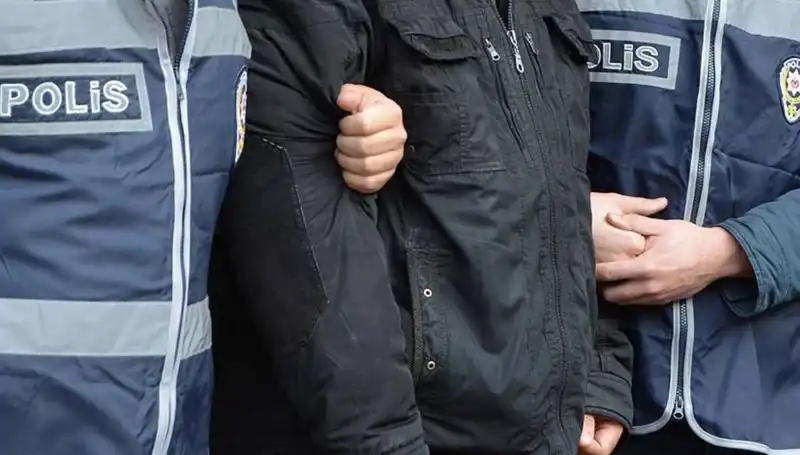 Ankara'da FETÖ Operasyonu: İki İlde 16 Kişi Gözaltına Alındı!