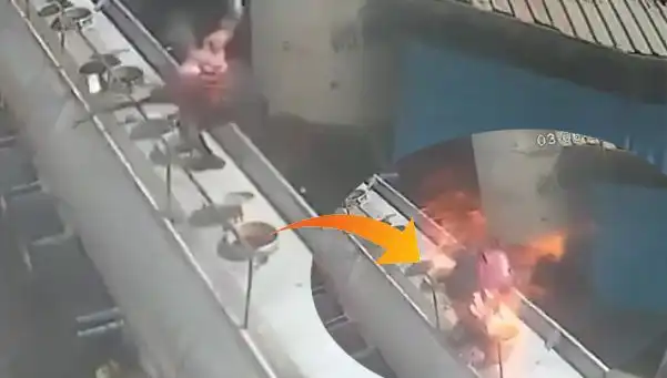 Sigara İçen Adam, Tanker Kapağını Açtığında Korkunç Olay Gerçekleşti