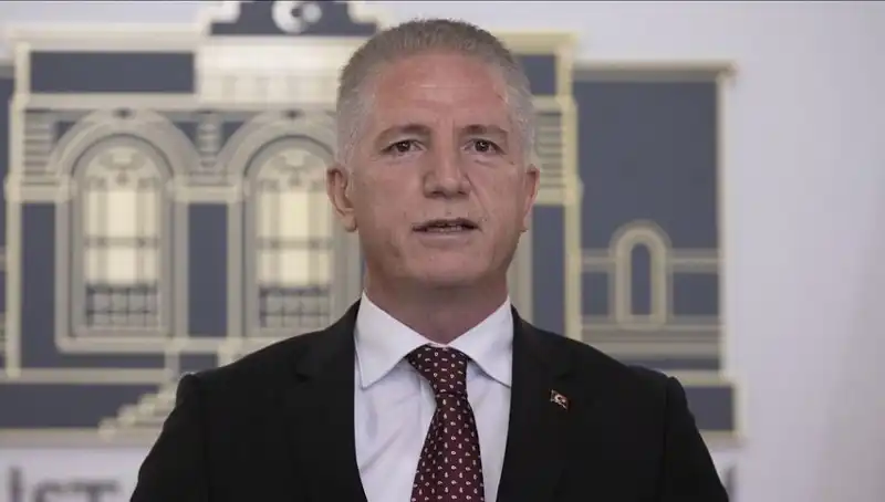 Vali Gül, Vatandaşları Dolandırıcılara Karşı Uyarıyor: İstismar Sona Ermiyor!