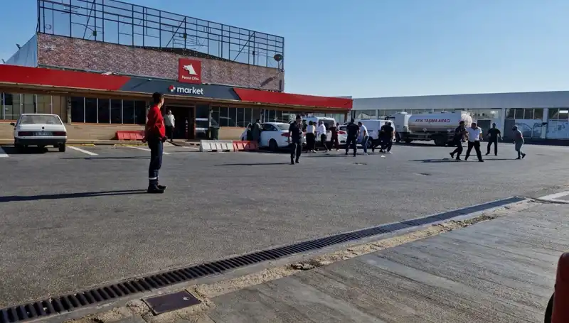 Akaryakıt İstasyonunda İki Aile Arasında Kanlı Kavga: Detaylar Ortaya Çıktı