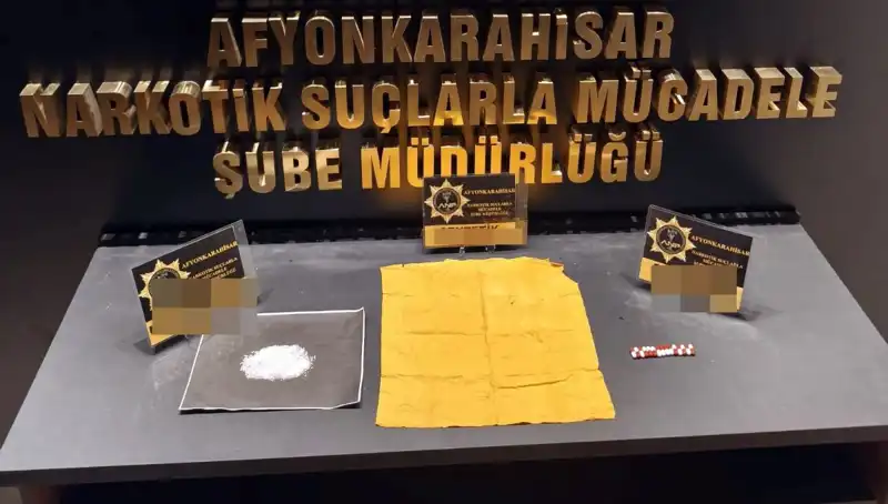 Afyonkarahisar’da Uyuşturucu Operasyonu: Üç Kişi Tutuklandı!