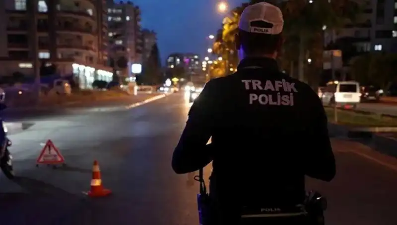 Sosyal Medyada Paylaşım Yapan İki Sürücüye 53 Bin Lira Ceza Kesildi
