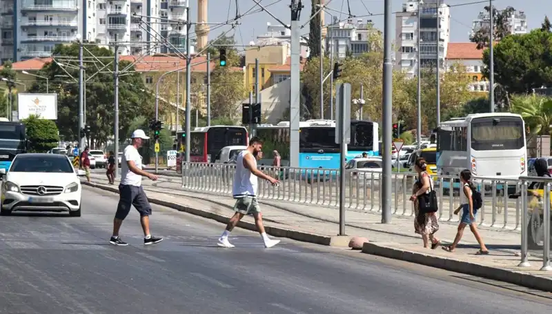 Türkiye Trafik Kazalarında Bilinçsizlik Zirveye Çıkıyor: İkinci Sıradaki Tehlike!