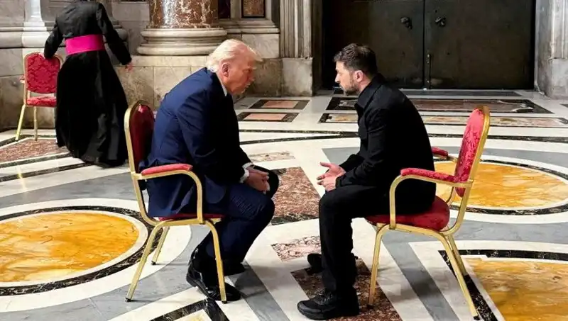 Zelenski, Trump ile Vatikan'daki Görüşmesini Neden Ön Plana Çıkardı?