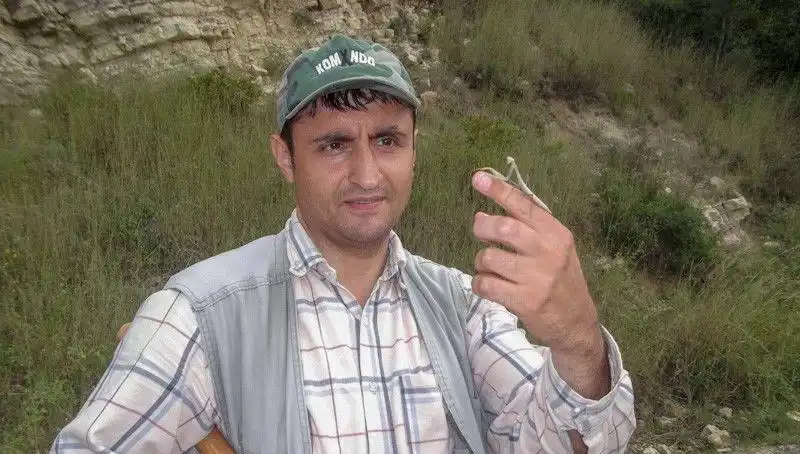 Yeni Keşfedilen Böcek Türüne Eşinin Adını Veren Bilim İnsanı Sosyal Medyada Tepkileri Tartışıyor