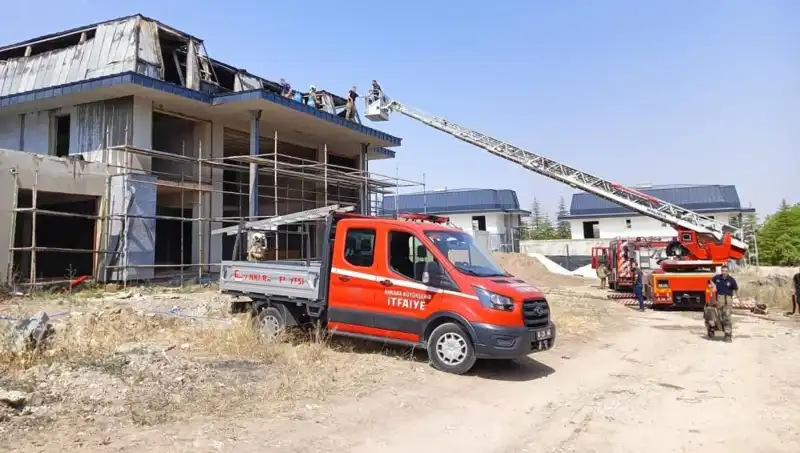 Ankara Gölbaşı'nda Villaları Tehdit Eden Büyük Yangın: Sebebi Ne?