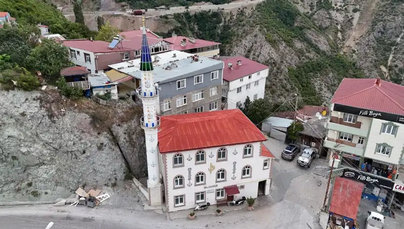 Çelik Minareler İçin Rekor Siparişler: Maliyeti 500 Bin Lira!
