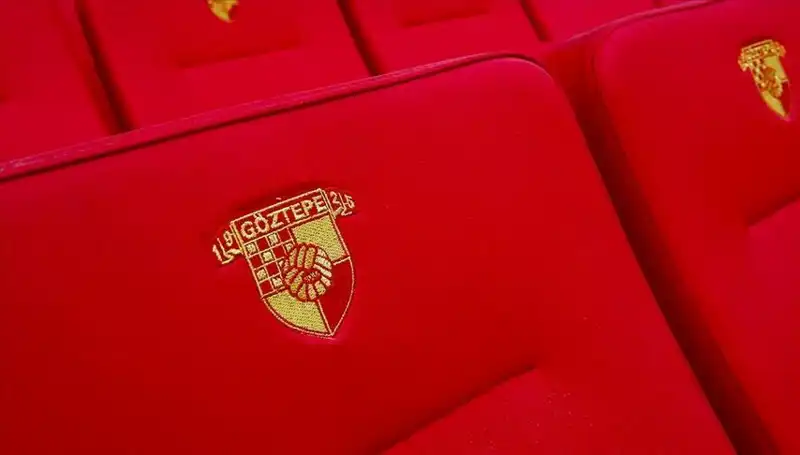 Göztepe, Genç Yeteneği Junior Olaitan ile Yeni Bir Sayfa Açıyor