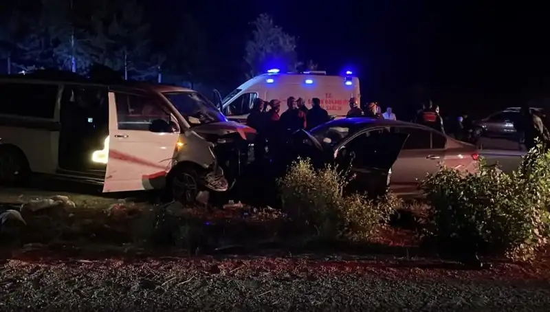 Ters Yön Faciası: Trafikte Kafa Kafaya Çarpışma Can Alıyor