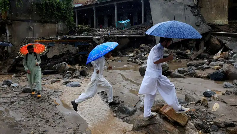 Pakistan’ı Vuran Sel Felaketinde DSÖ’den Acil Tıbbi Yardım Desteği
