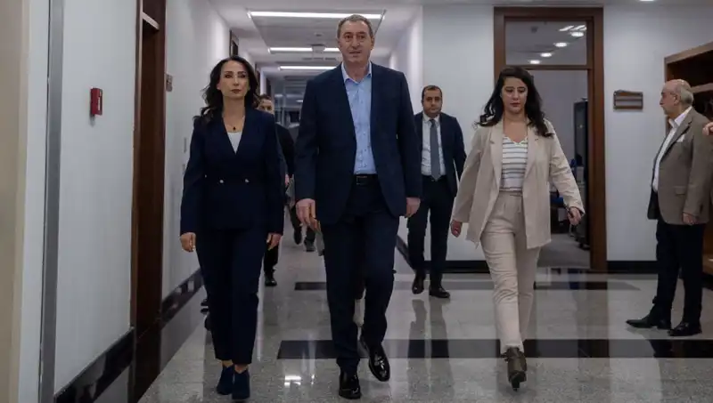 DEM Parti Heyeti, Siyasi Turda Üç Partiyi Daha Ziyaret Edecek
