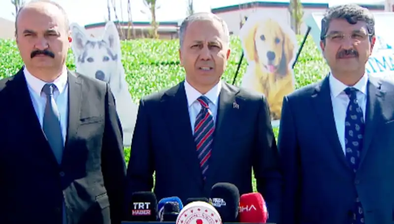 Sokak Köpekleri Tartışmasında İçişleri Bakanlığı’ndan Radikal Adım: 81 İle Müfettiş Gönderildi