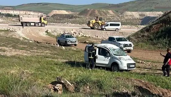Mardin'de Feci Kaza: Dört Kişi Yaralandı, Hastaneye Sevk Edildi
