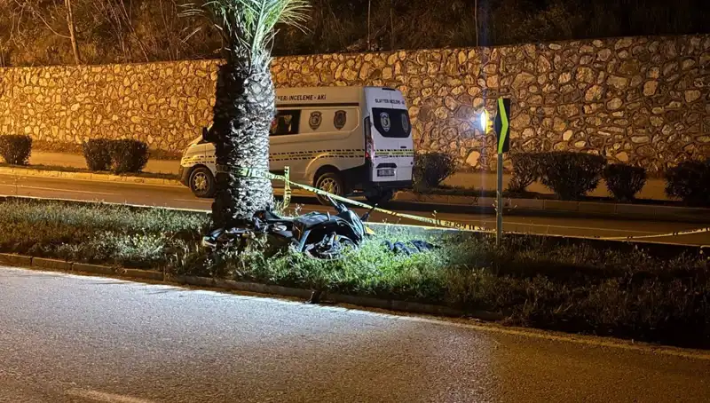 Genç Tıp Öğrencisi Motosiklet Kazasında Hayatını Kaybetti: Türkiye'yi Yasa Boğan Olay