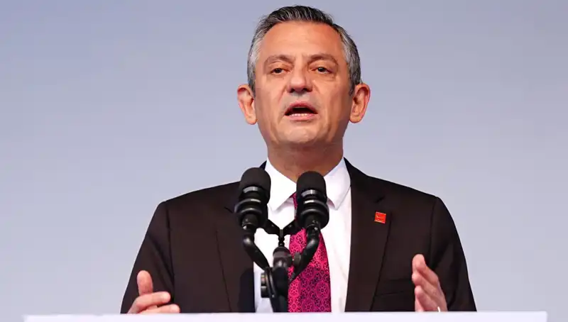 Özel’den Komutanların Dava Kararına Sert Tepki: Askeri İdare Derin Tartışmalara Yol Açtı