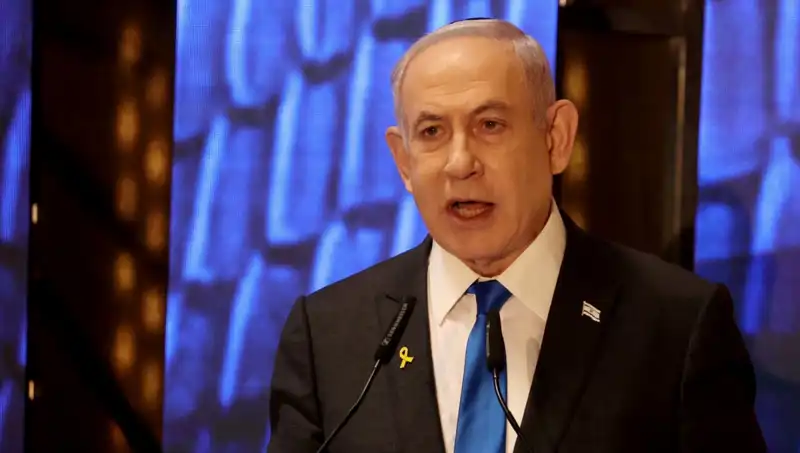 Netanyahu'dan Oğluna Destek: Macron'a Tepkili Sözler