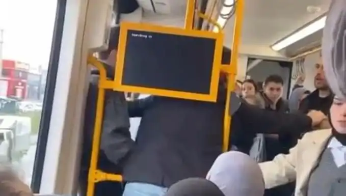 Metroda Tekme Tokat Kavgalarında Neler Oluyor? Güvenlik Açısından Değerlendirme