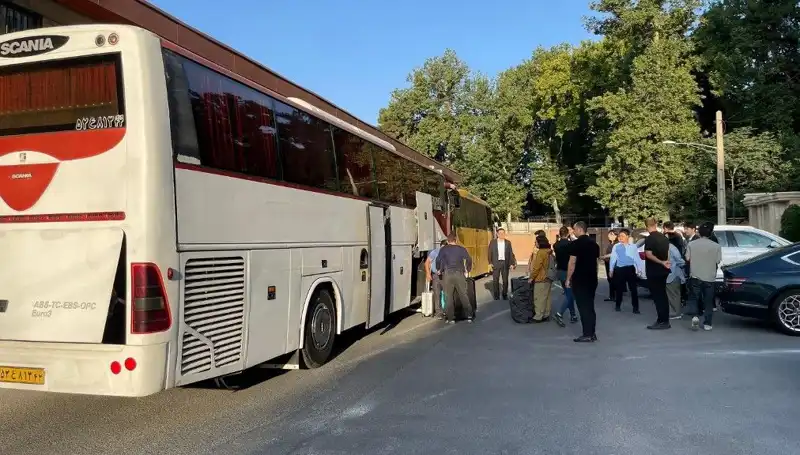 Şiraz'da Otobüs Kazası: 21 Kişi Hayatını Kaybetti, Sır Perdesi Aralanıyor