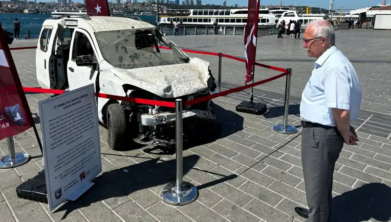 15 Temmuz’da Tankların Ezdiği Araçlar Sergiyle Anımsanıyor