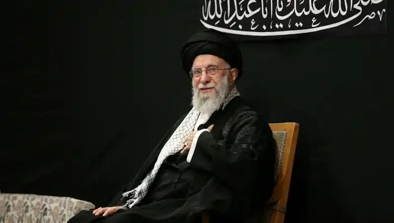 Hamaney, İsrail İle Savaşın Ardından İlk Kez Kamu Önünde: Yeni Mesajları Ne Anlama Geliyor?