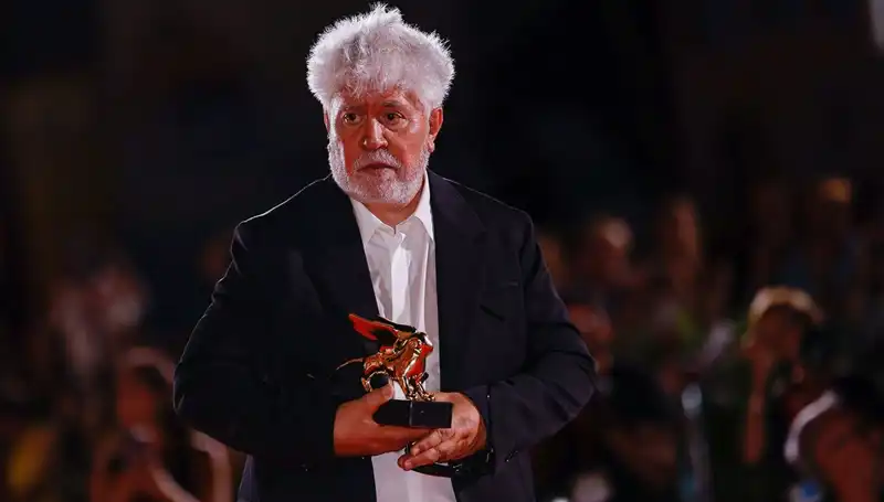 Almodóvar'dan Hükümete Gazze İçin Acil Yardım Çağrısı