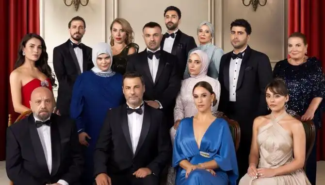 Kızılcık Şerbeti: Yeni Sezon İlk Bölümü İçin Geri Sayım Başladı!