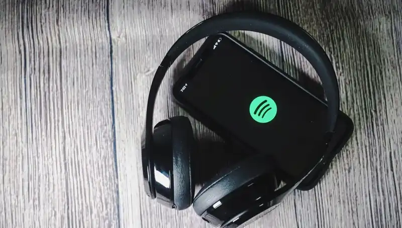 Yapay Zeka Tehlikesi: Spotify'dan Ölü Sanatçılar İçin Şarkı Yayınlama Hamlesi