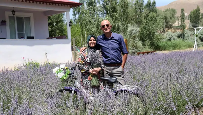 Astım Hastası Eşi İçin Bir Köyde Yeni Bir Hayat Başlatıyor
