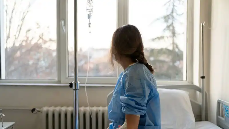 Sessiz Katil: 35 Yaşındaki Kadın Kanserin Sebebini Açıkladı