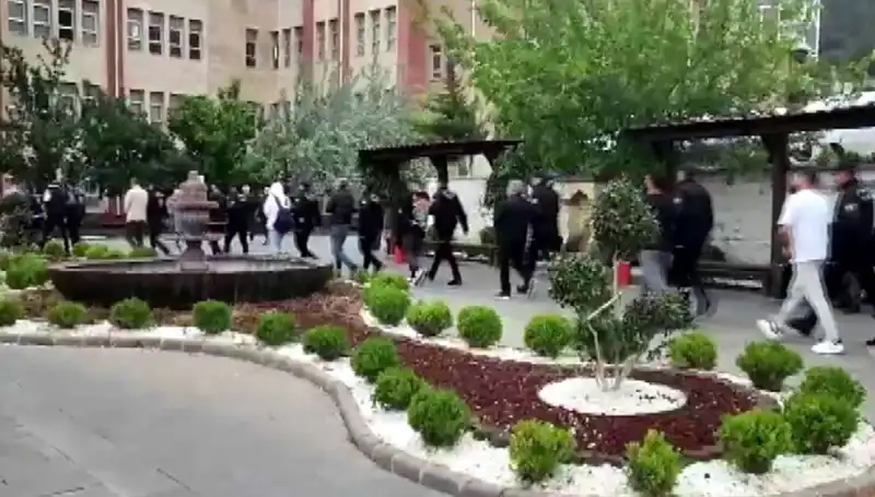 200 Milyon Liralık Vurgun: Ülke Genelinde 16 Kişi Tutuklandı