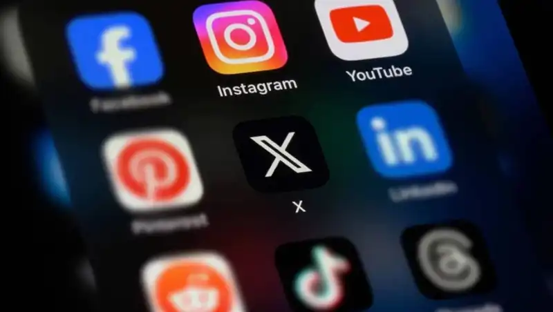 Sosyal Medyada Yeni Kısıtlamalar: WhatsApp'tan YouTube'a Geniş Etkiler!
