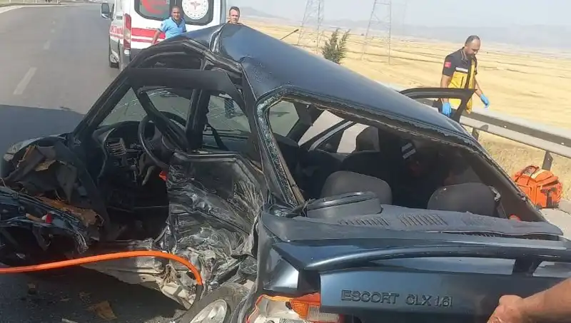 Gaziantep’te Korkunç Kaza: İki Otomobil Çarpıştı, Hayatını Kaybeden Var